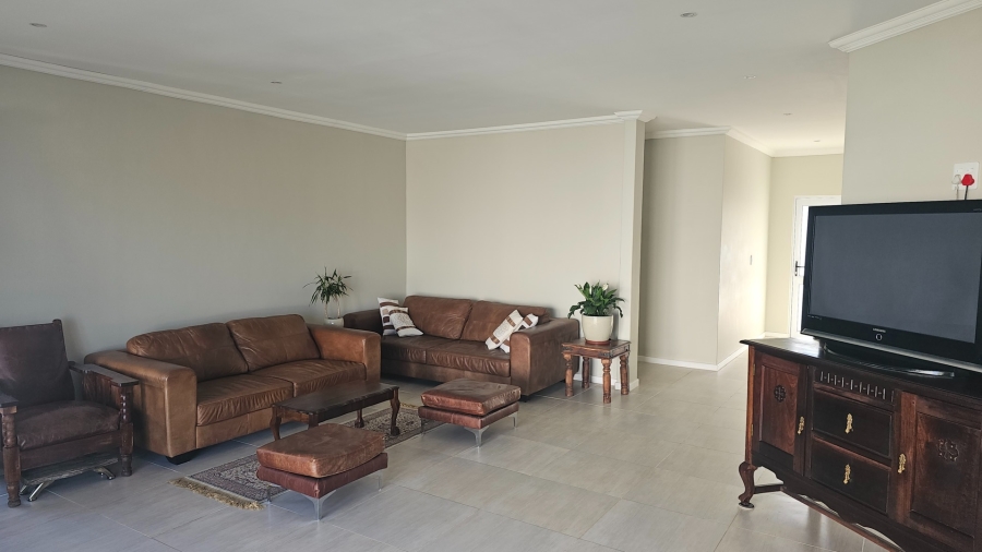 3 Bedroom Property for Sale in Harbour Lights Western Cape